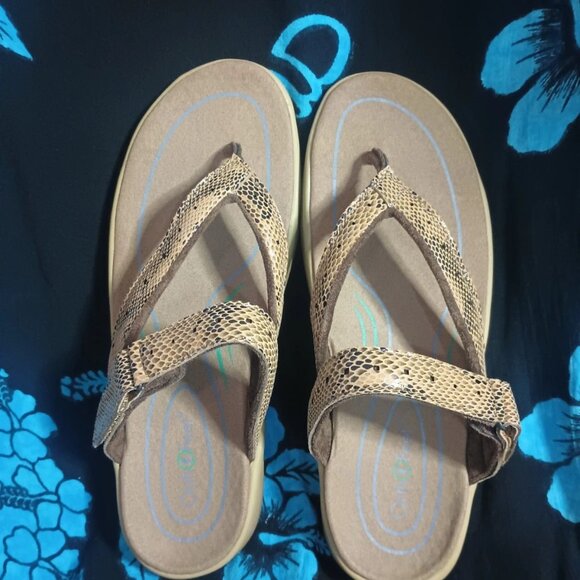Orthofeet Gaya Thong Sandals Womens 9.5 WIDE Brown Snake Print Orthotic Insole - Picture 1 of 12